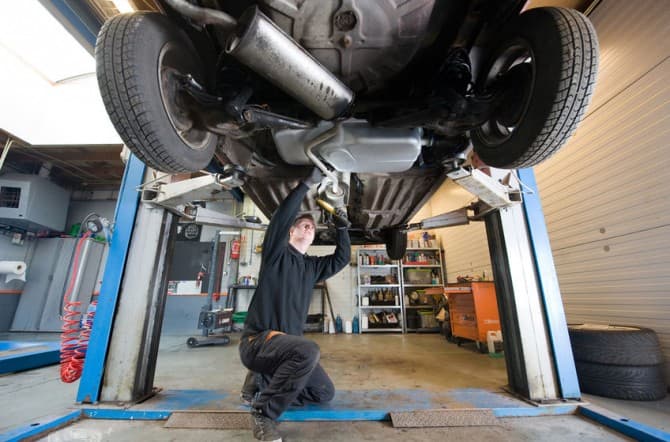 RIPARAZIONE AUTOMOTIVE 3